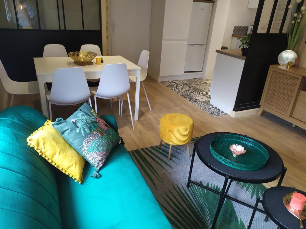 Les Loges De Montauban Exterior foto