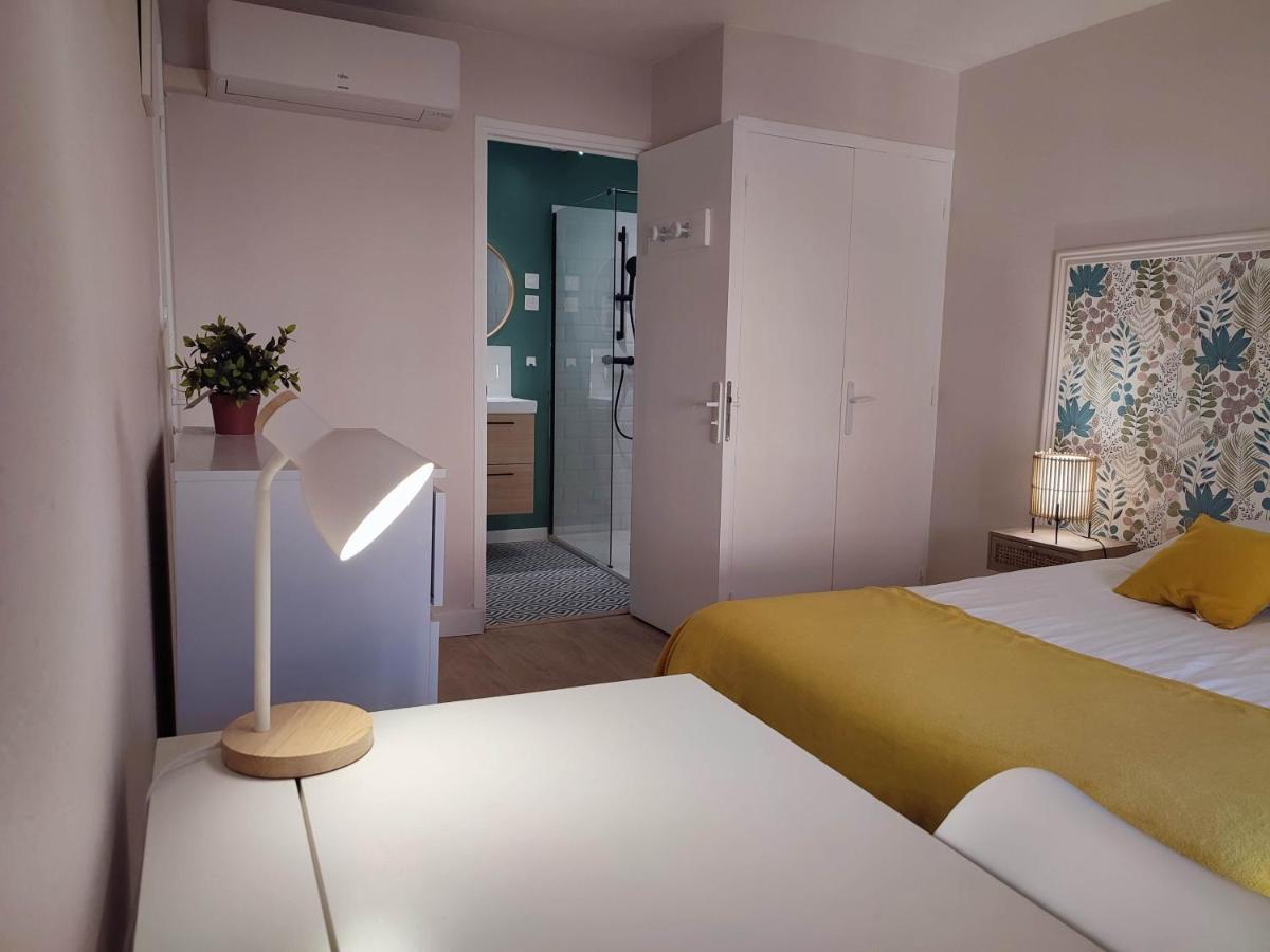 Les Loges De Montauban Exterior foto