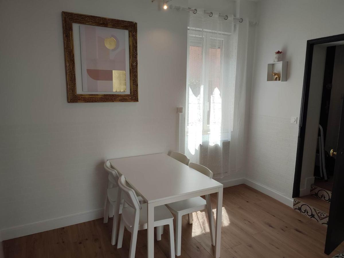Les Loges De Montauban Exterior foto