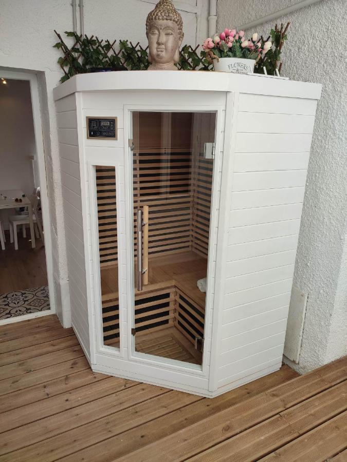 Les Loges De Montauban Exterior foto